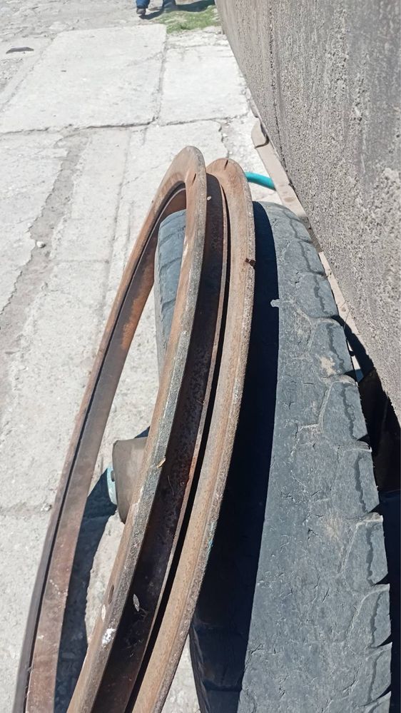 Продам круг поворотний до прицепа 2птс4