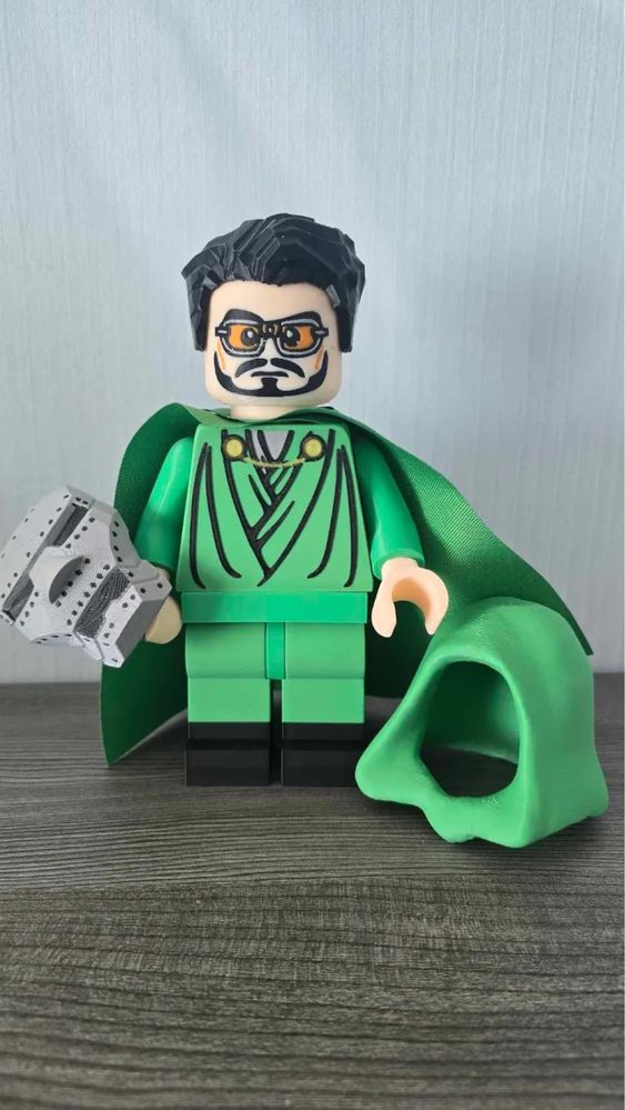 Figurka Dr. Doom LEGO XL