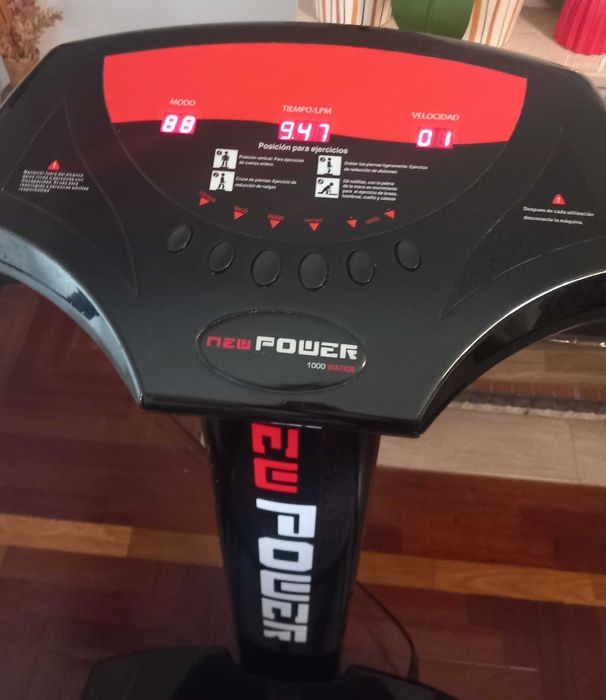 Maquina de desporto vibratória