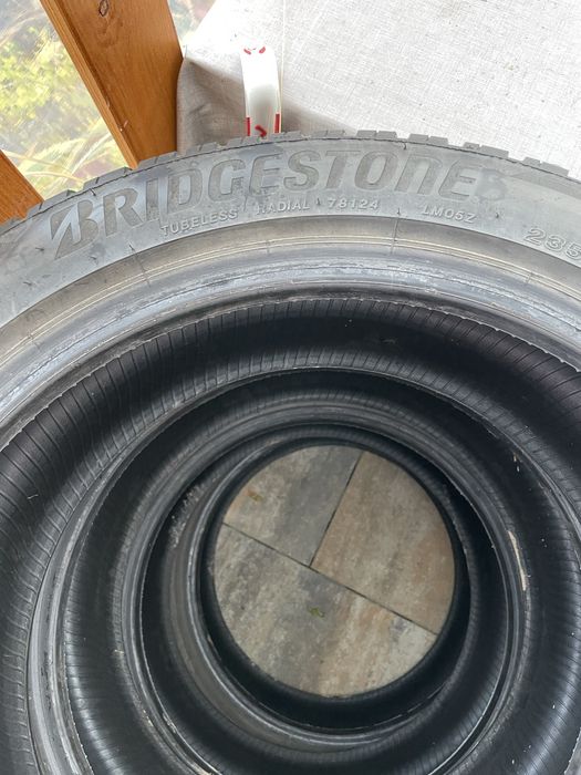 Opony zimowe 235/45 R 18