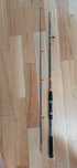 Cana spinning, teste: 30-60g.
 "Caperain"