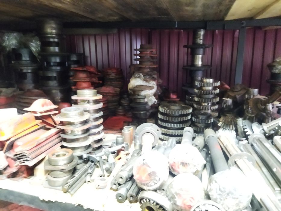 Запчастини Т25 Гідробак