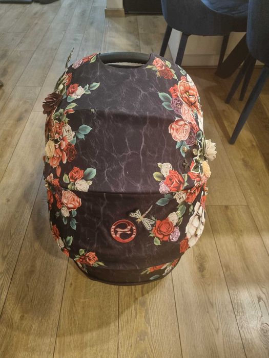 Gondola 4.0 Lux Blossom Dark do wózka Cybex Priam