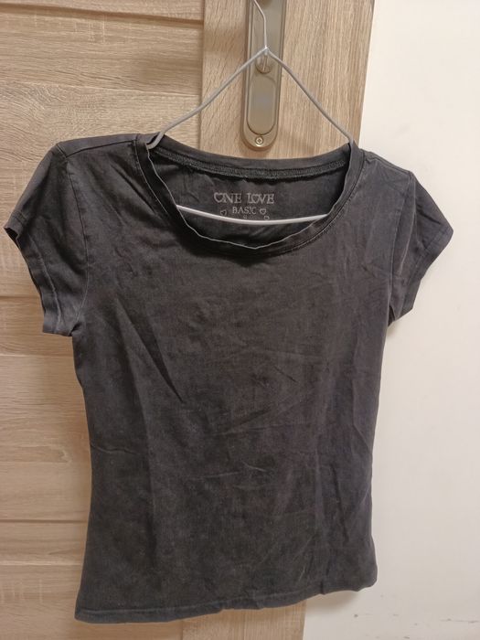 Damska czarna bluzka koszulka na krótki rękaw t-shirt One Love Basic