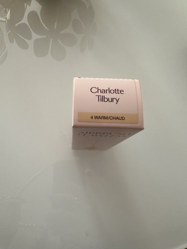 Podklad Charlotte Tilbury nowy