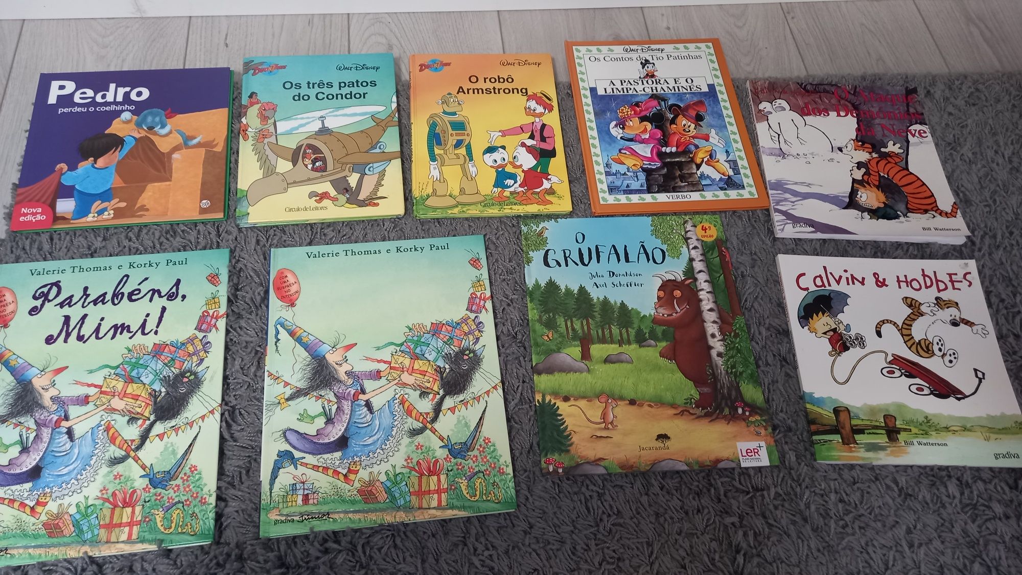 Livros infantis criança- como novos!