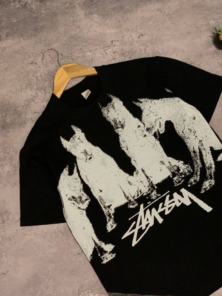 Футболка Stussy