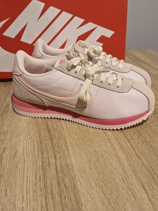 Nike Cortez light soft Pink