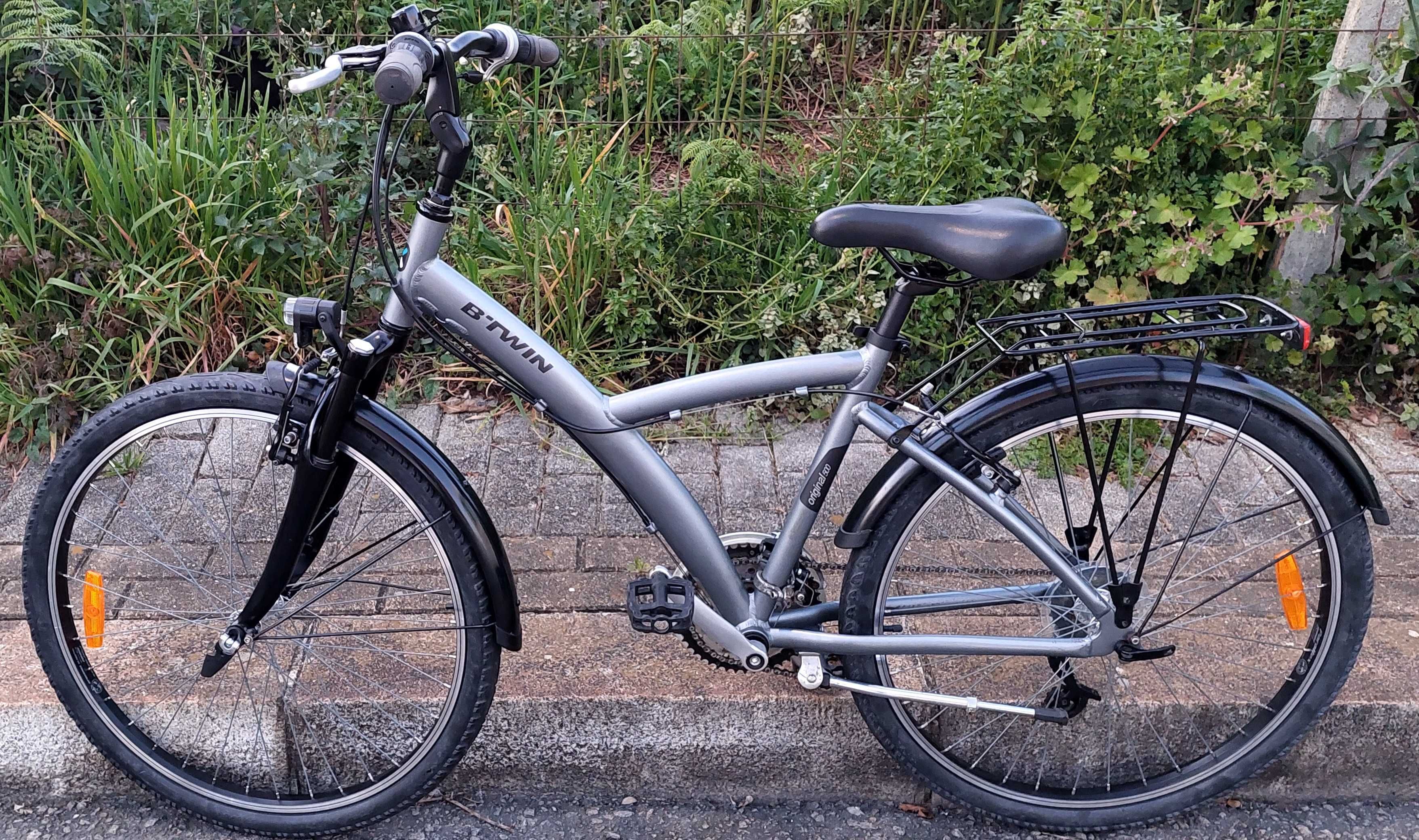 Bicicleta Btwin 500 roda 26 completamente NOVA