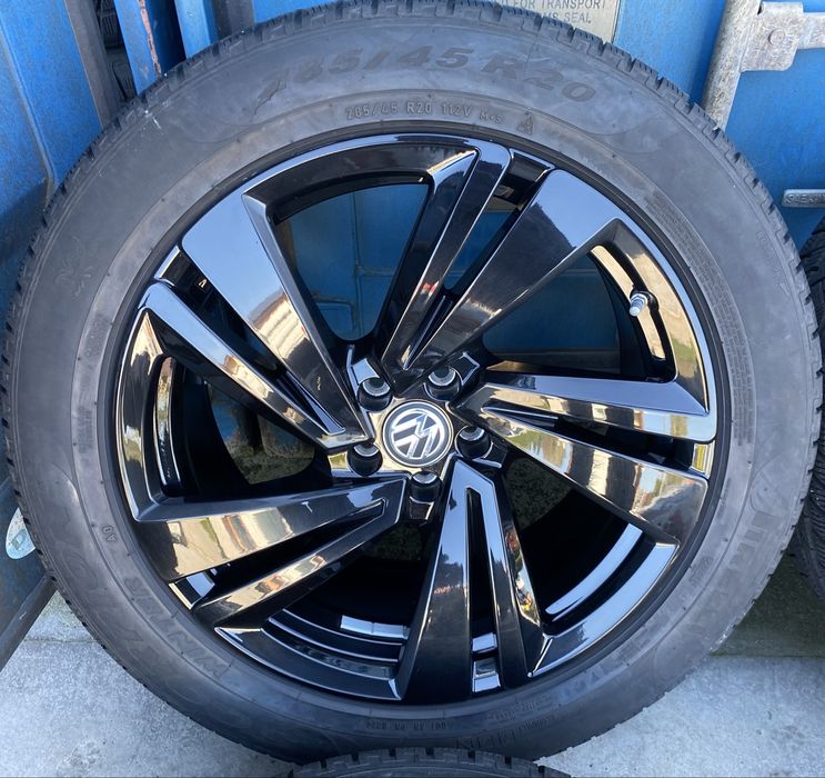 Alufelgi z oponami 285/45 R20 VW Touareg III R-Line 760 Felgi Opony