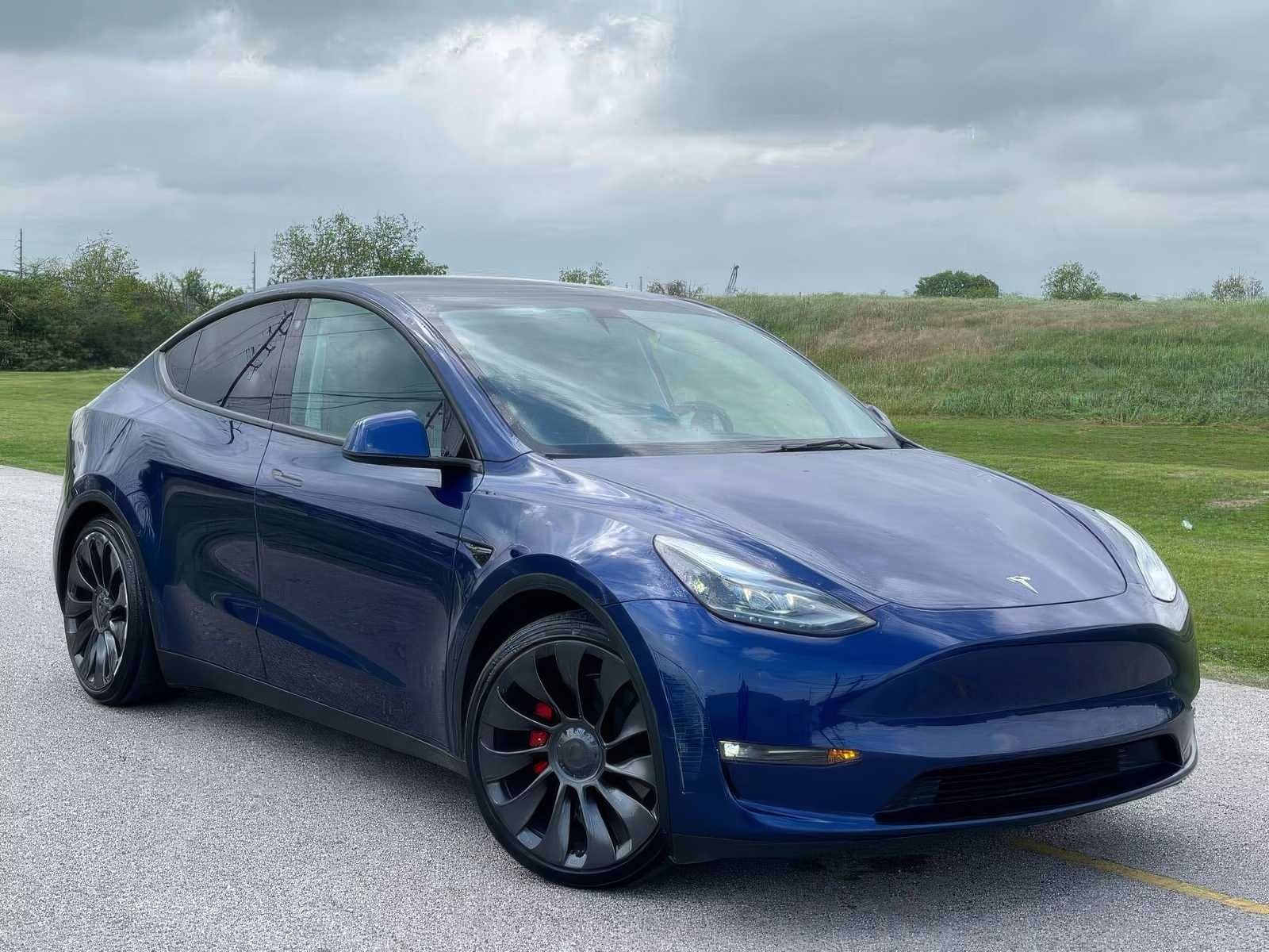 2023 Tesla Model Y Performance