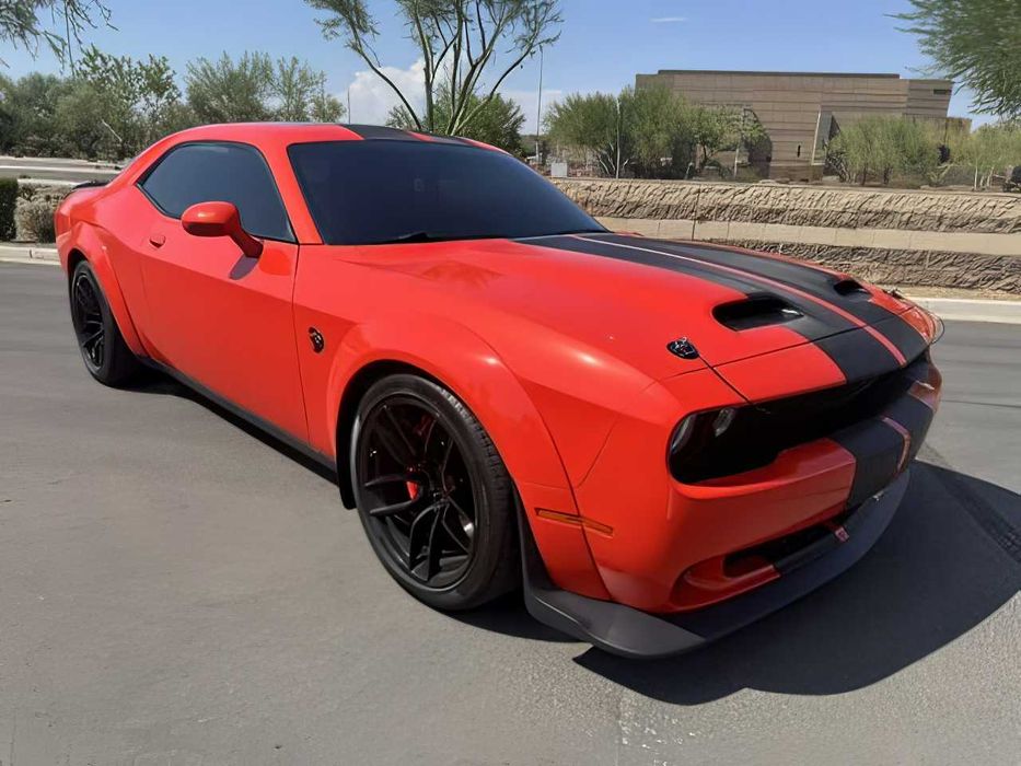 Dodge Challenger      2020