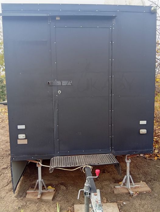 Продам торговий причіп