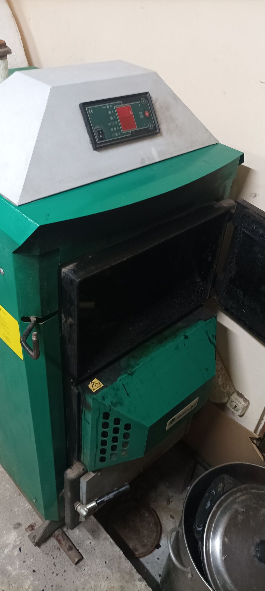 Продам котел б/в піролізний 25kw торг.