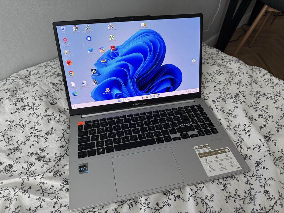 Nowoczesny Laptop Asus vivobook S OLED 2.8K win 11 i5 13500H 16GB DDR5
