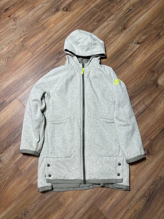 Дитяча двостороння куртка Nike
Стан 9/10. Два бо