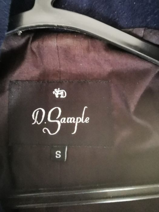 Sobretudo D.Sample