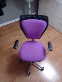 Krzesło biurowe Ministyle dla dla dzieci.