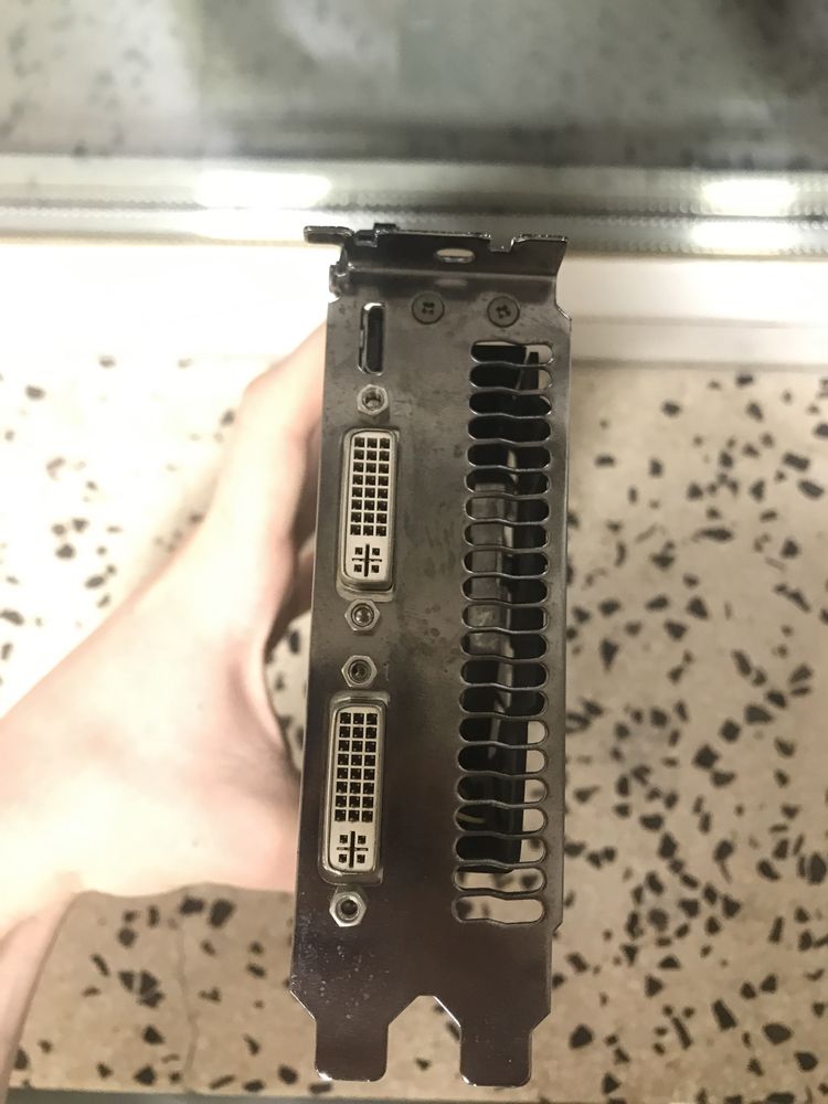 Karta graficzna GTX 560 TI - Uszkodzona