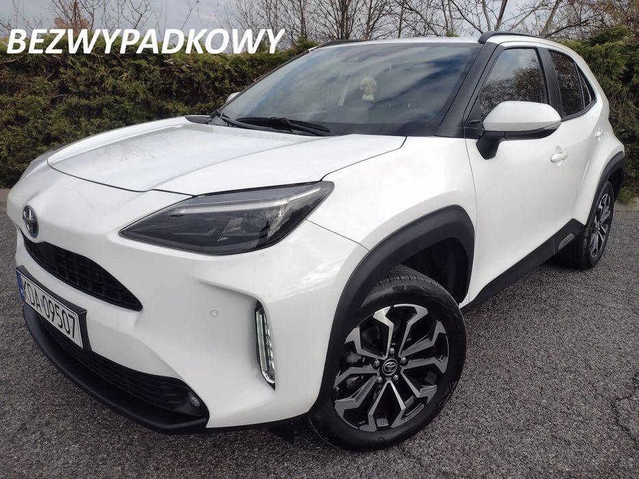 Toyota Yaris Cross 1,5 Hybryda 7tyś-km NAVI Kamera FULL-LED Grzane fotele ZAREJESTROWANY