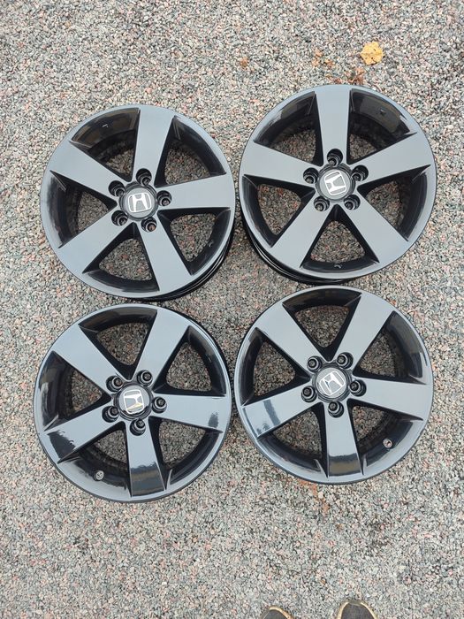 Диски R-16. 5×114.3. J-6.5. Dia-64.1. ЕТ-45