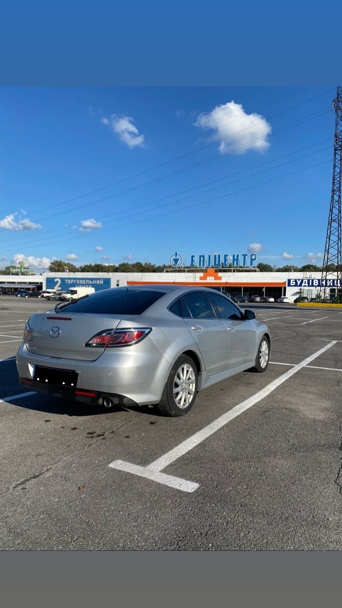 Продам Mazda 6 2010 року в гарному технічному і візуальному стані,