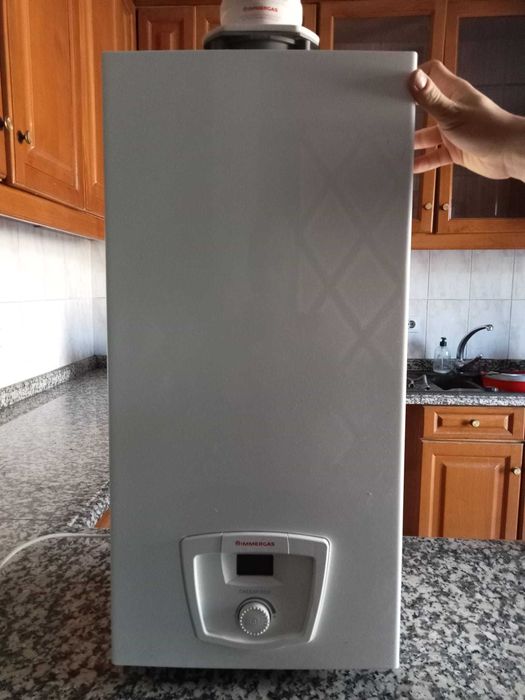 Esquentador a gás de alta eficiência