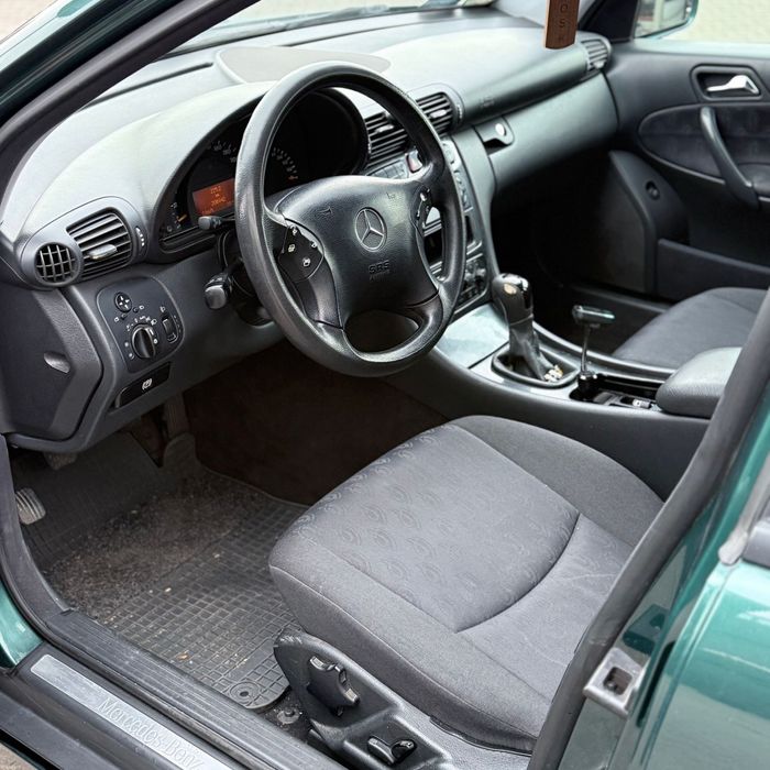 Sprzedam Mercedes C-Klasse Sedan 2.0 Kompressor