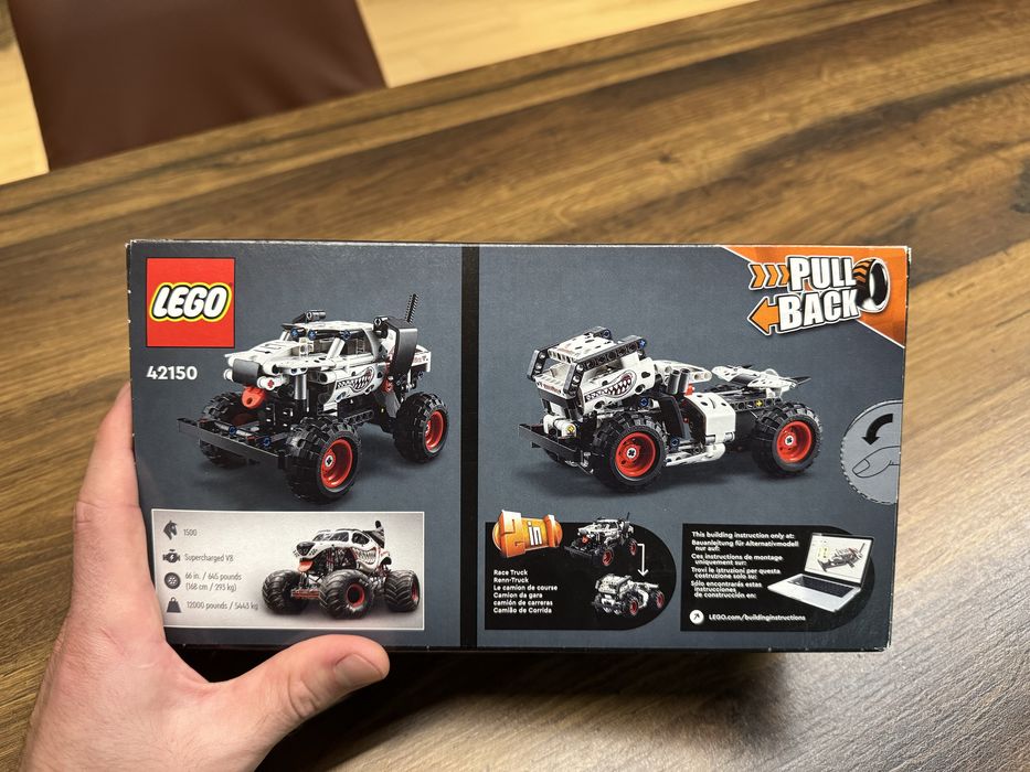 Машинка LEGO Technic