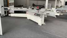 Esquadrejadora SCM Si 400E