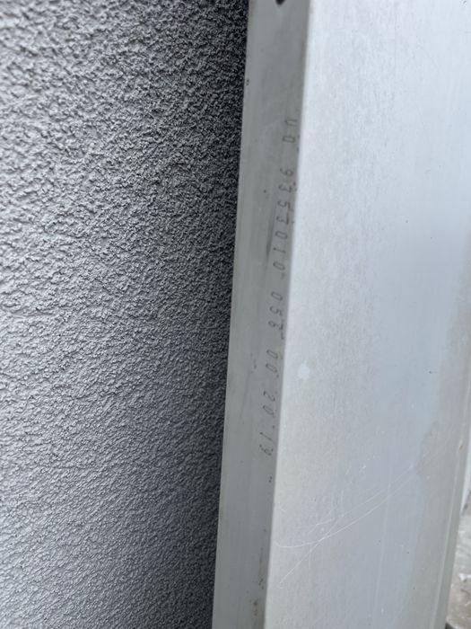 Parapety aluminiowe na metry 29 cm głębokości