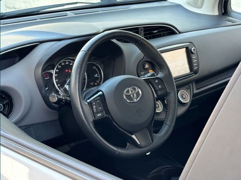 Toyota yariss 0.999 Gasolina 04/2019