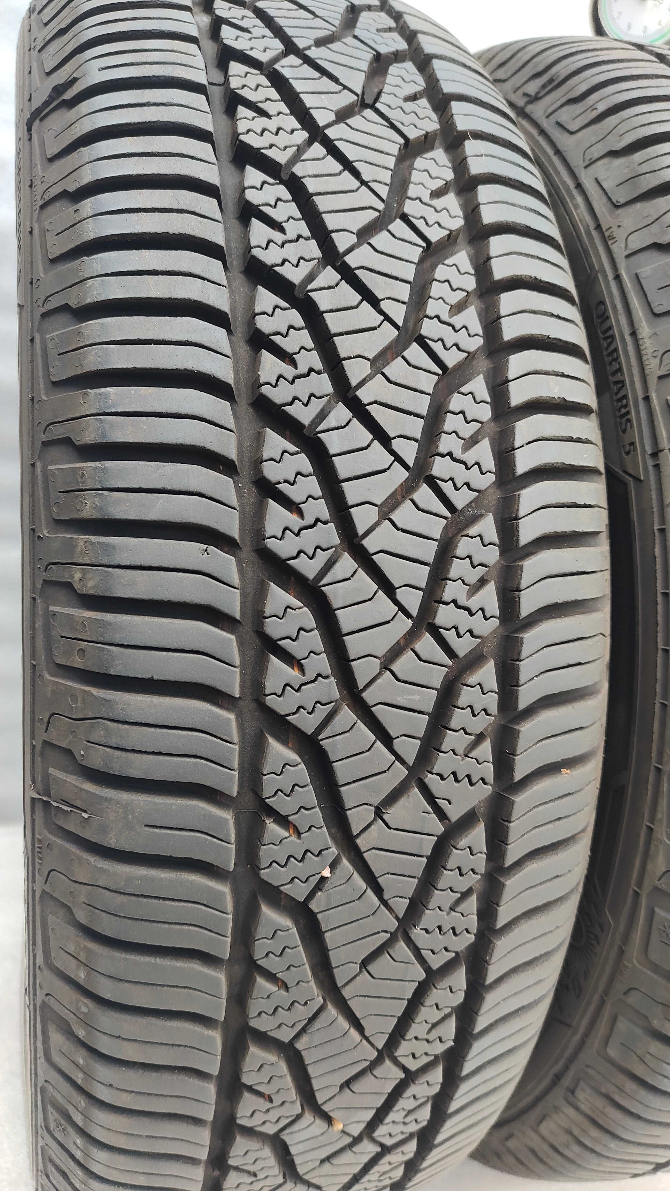 Opony Całoroczne 185/65/15 Goodyear 2szt 8,3mm 2023r