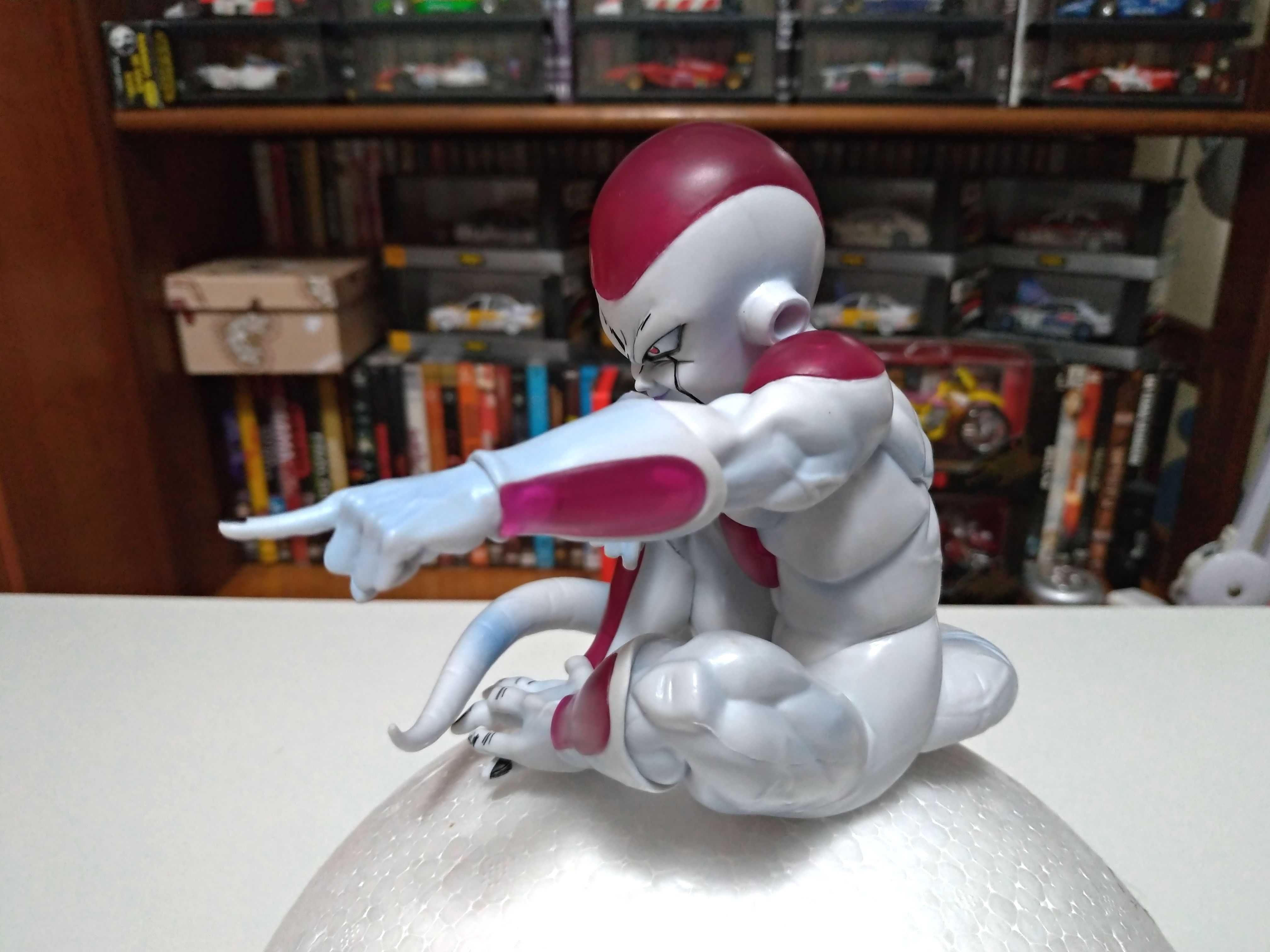 Figura Dragon Ball " Freezer"