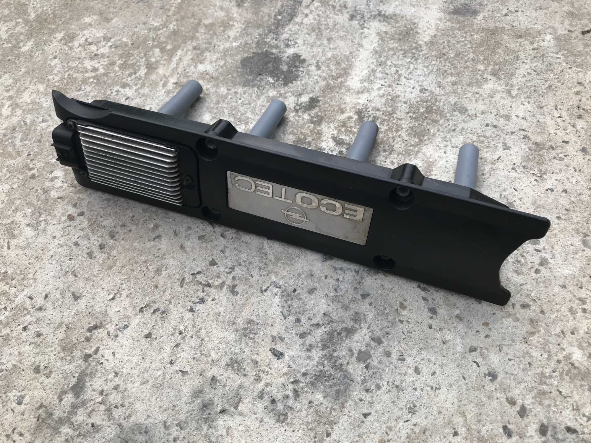Котушка запалювання Opel 2.2 Z22SE