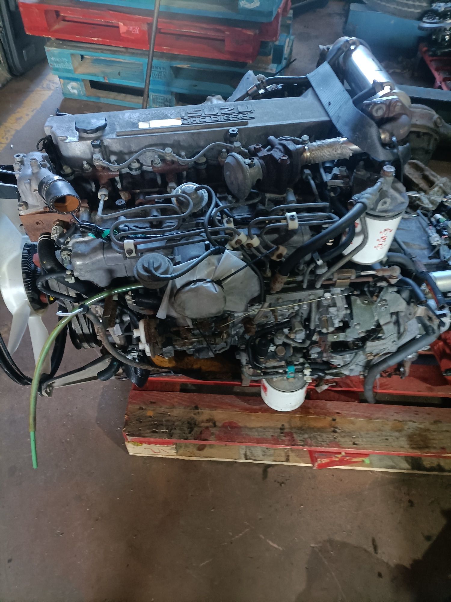 Motor Isuzu 4800 turbo 4he1