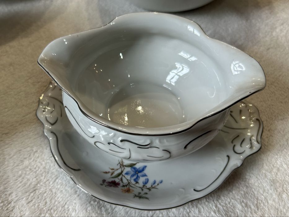 Nowa porcelana walbrzyska PRL na 12 osób