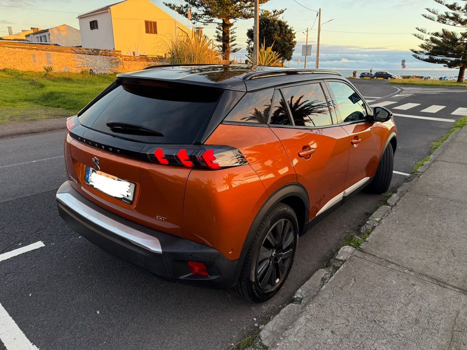 Peugeot e2008 GT - 100% elétrico