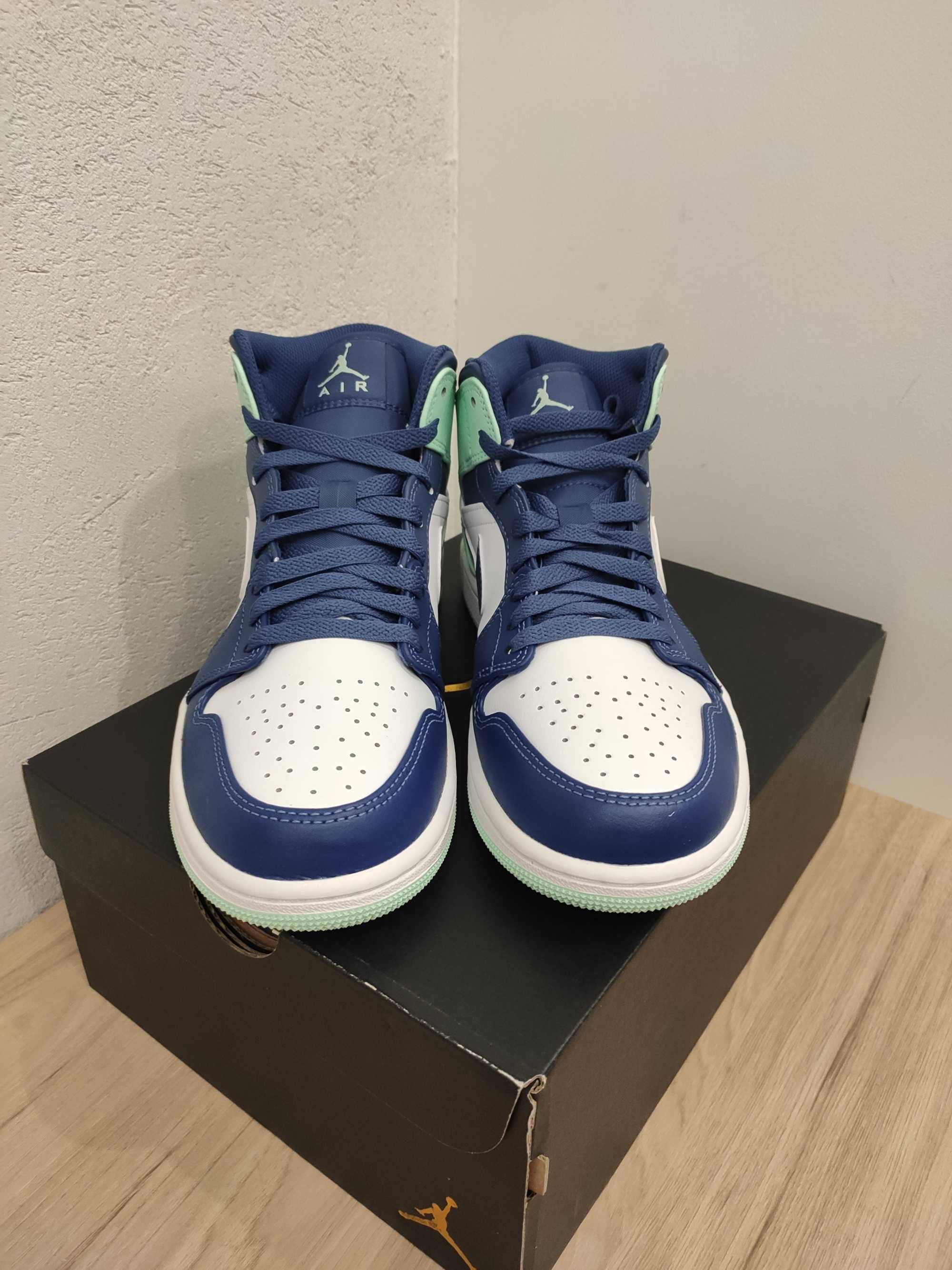 Nowe buty Jordan 1 Mid Mint Foam rozmiar 40,5 wkładka 25,5 cm
