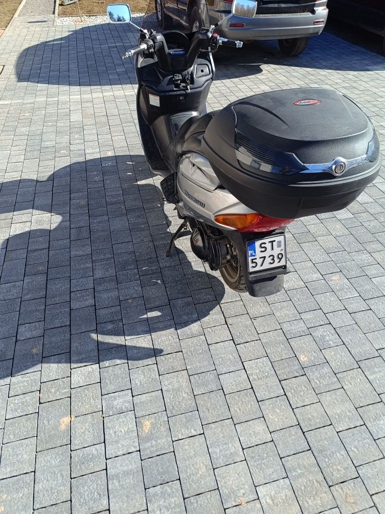 Suzuki Burgman an 250