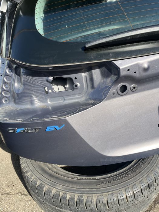 Кришка багажника Chevrolet Bolt EV 2023