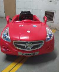 Samochód elektryczny dla dzieci Mercedes