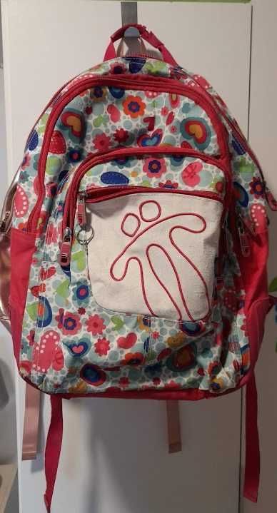 Material Mochila Totto + Mochila Rosa