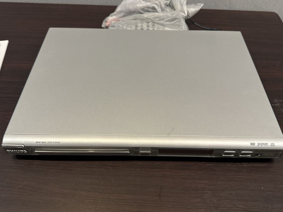 DVD-плеер Philips DVP3011 — отличное состояние, с инструкцией