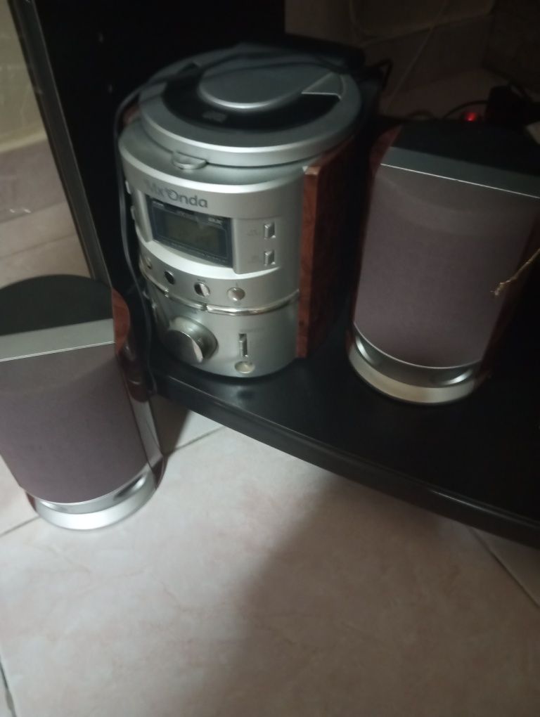Aparelhagem radio e cd