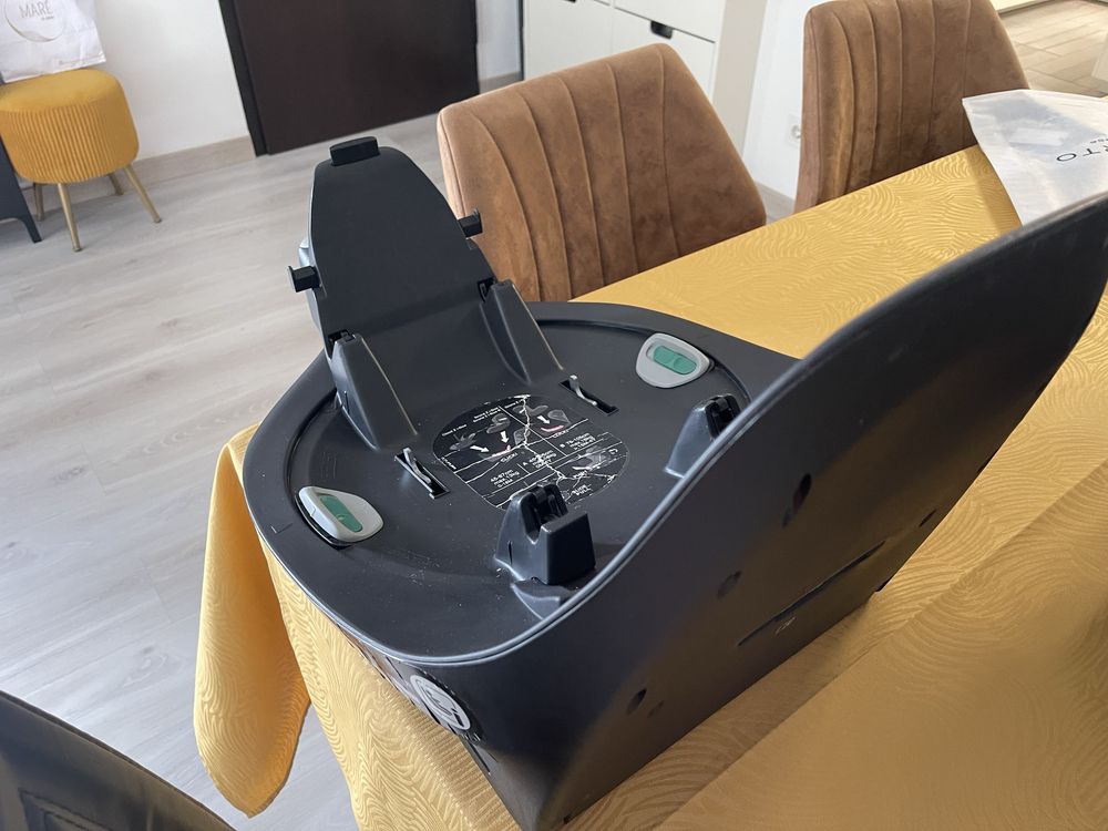 Cybex Cloud Z (Ovo Bebé) + Base Isofix (para carro)