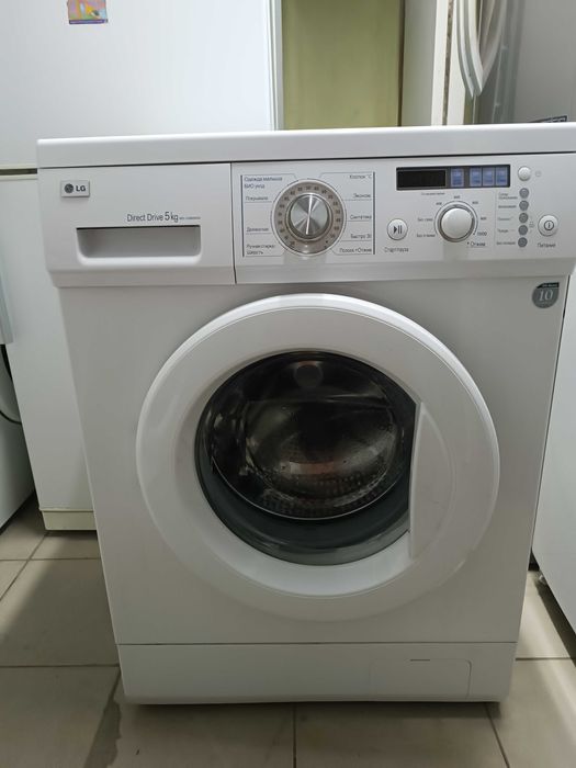 Продам пральну машину LG 5кг.