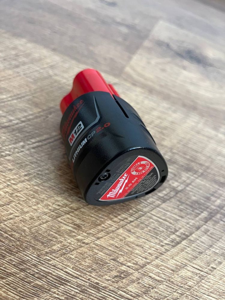 Імпакт ударний шуруповерт Milwaukee M12 Fuel 12V (з АКБ, ЗП і сумкою)