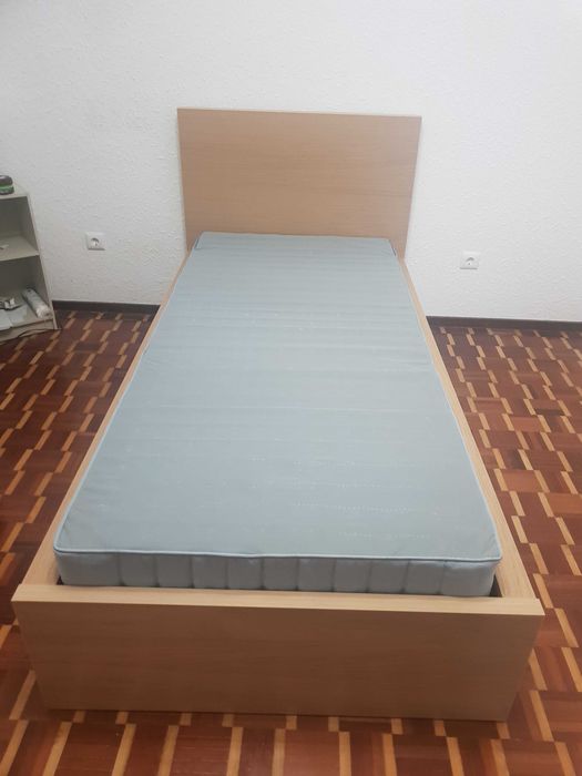 Cama de solteiro