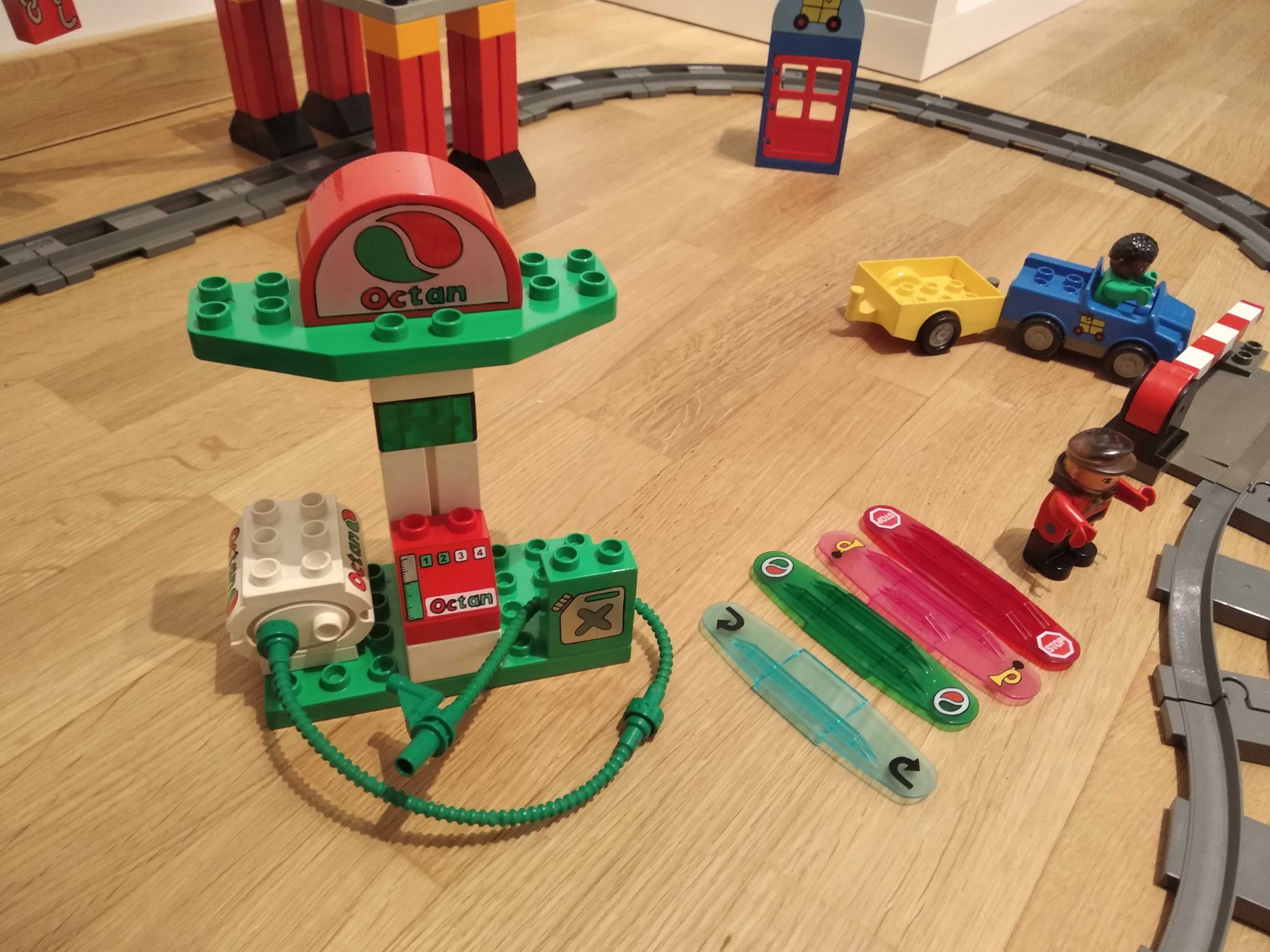 zestaw Inteligentna Kolejka Pociąg klocki Lego Duplo 3325